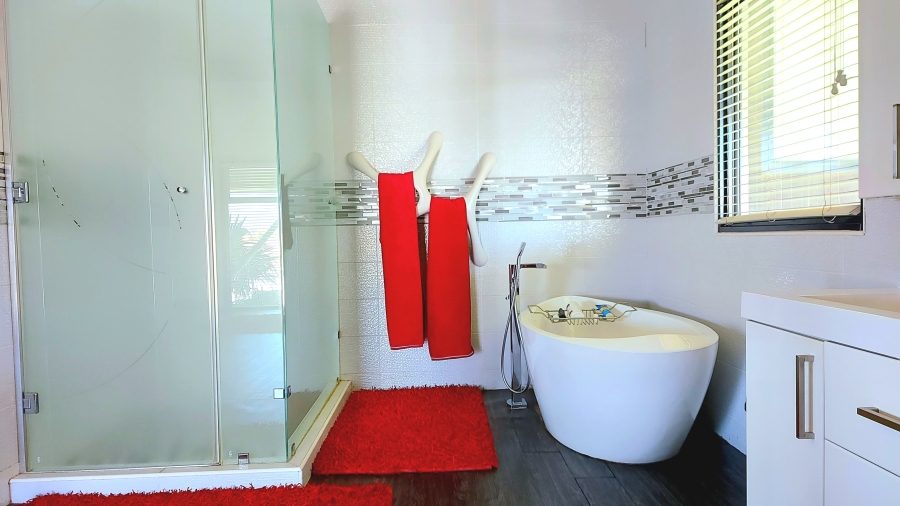 6 Bedroom Property for Sale in Dunblane Lifestyle and Equestrian Estate Gauteng