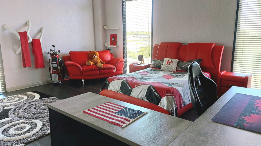 6 Bedroom Property for Sale in Dunblane Lifestyle and Equestrian Estate Gauteng