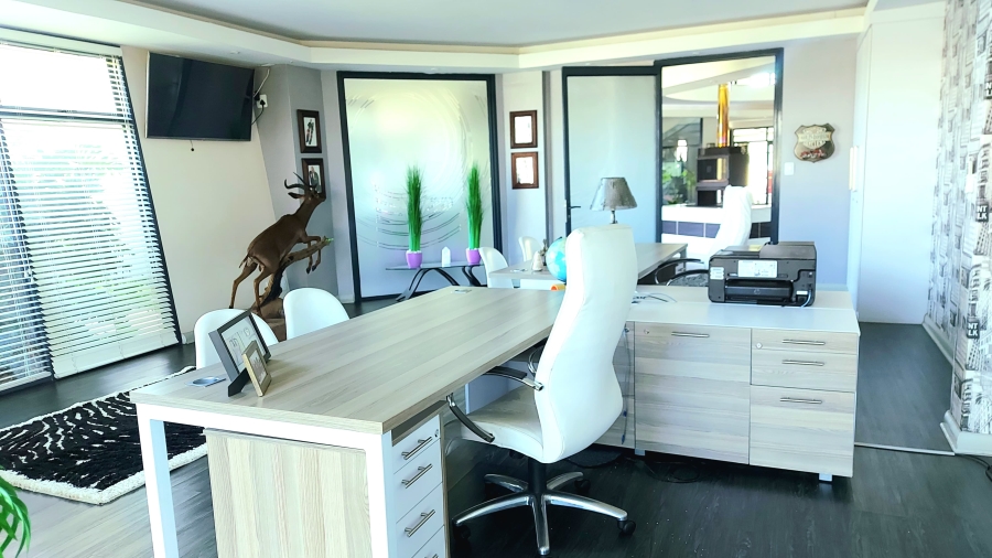 6 Bedroom Property for Sale in Dunblane Lifestyle and Equestrian Estate Gauteng