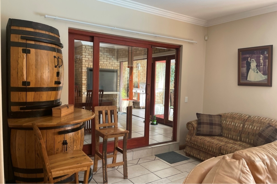 4 Bedroom Property for Sale in Ruimsig Gauteng