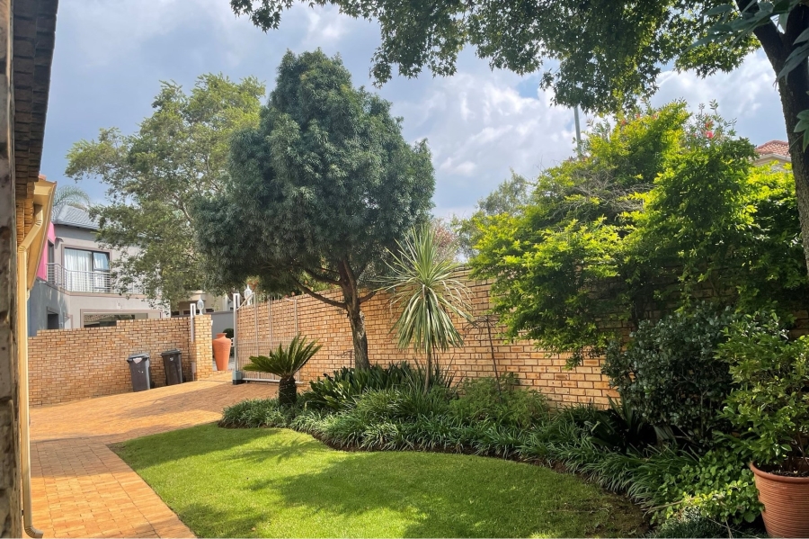 4 Bedroom Property for Sale in Ruimsig Gauteng