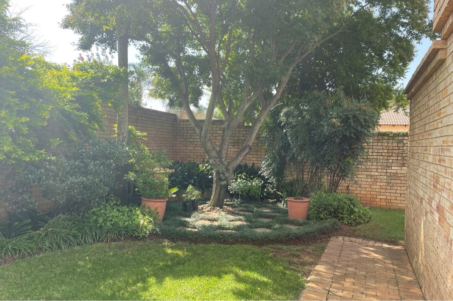 4 Bedroom Property for Sale in Ruimsig Gauteng