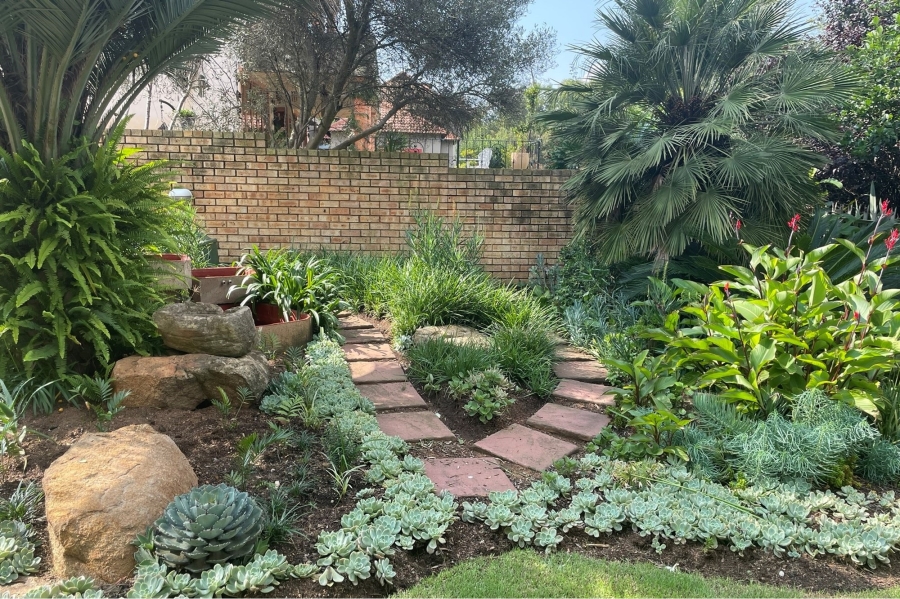 4 Bedroom Property for Sale in Ruimsig Gauteng