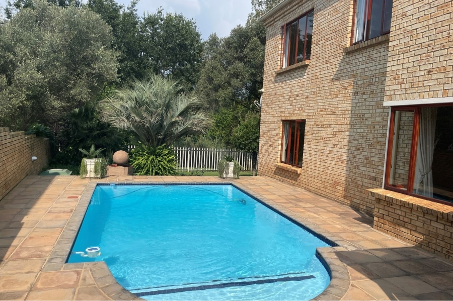 4 Bedroom Property for Sale in Ruimsig Gauteng