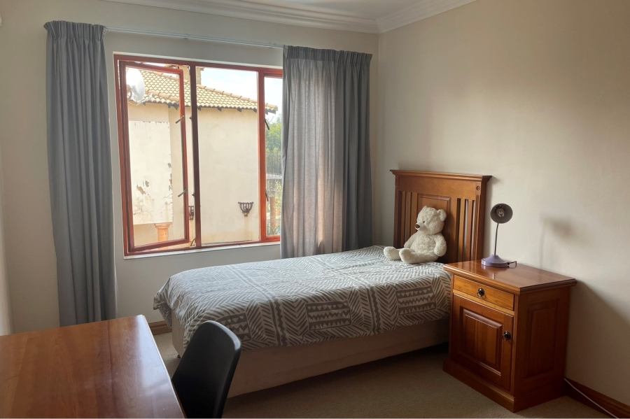 4 Bedroom Property for Sale in Ruimsig Gauteng