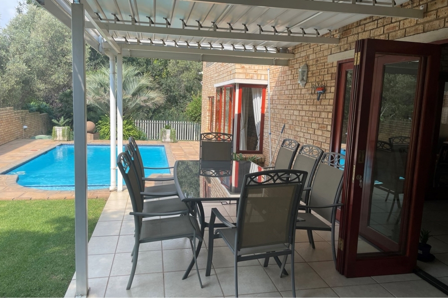 4 Bedroom Property for Sale in Ruimsig Gauteng