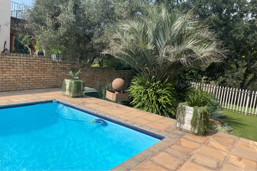 4 Bedroom Property for Sale in Ruimsig Gauteng