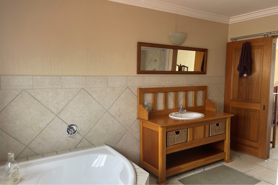 4 Bedroom Property for Sale in Ruimsig Gauteng