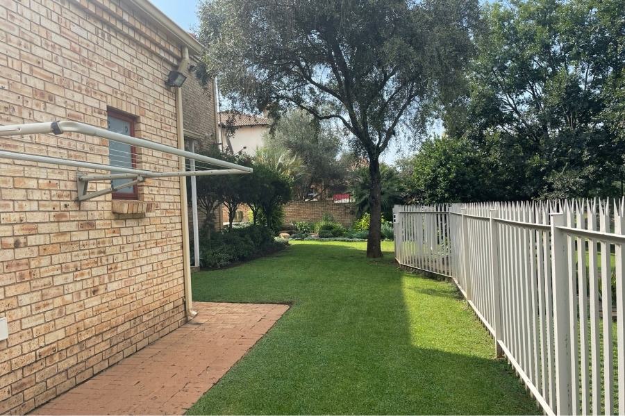 4 Bedroom Property for Sale in Ruimsig Gauteng