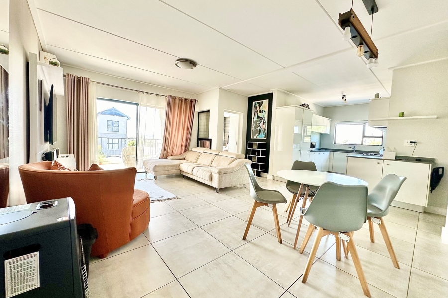 To Let 3 Bedroom Property for Rent in The Polofields Gauteng