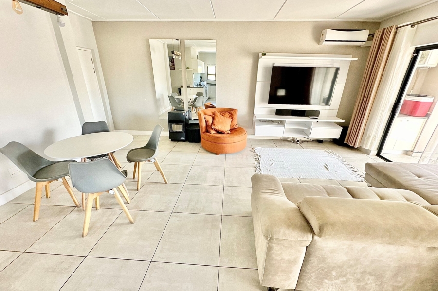 To Let 3 Bedroom Property for Rent in The Polofields Gauteng