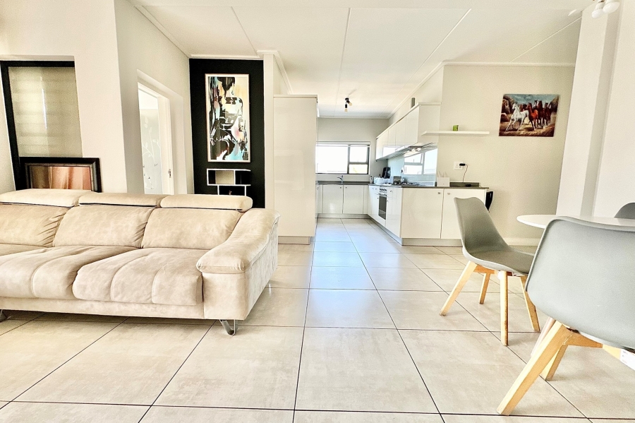 To Let 3 Bedroom Property for Rent in The Polofields Gauteng