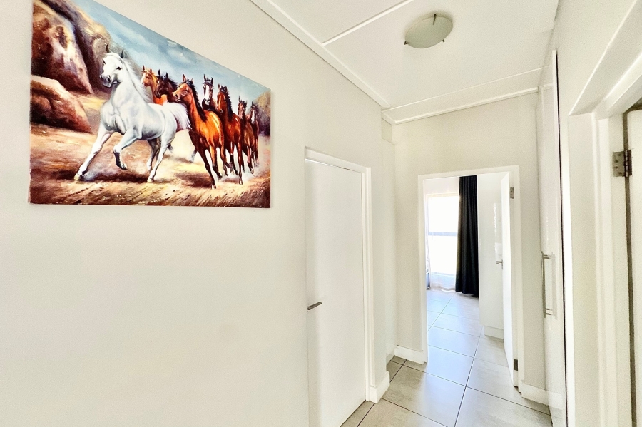 To Let 3 Bedroom Property for Rent in The Polofields Gauteng