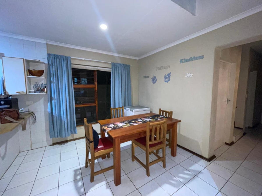 2 Bedroom Property for Sale in Helderkruin Gauteng