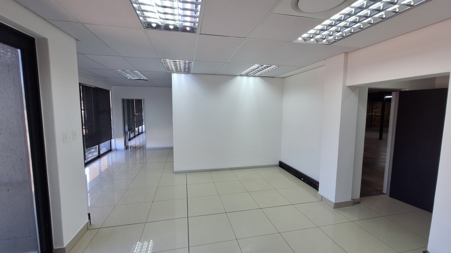 To Let commercial Property for Rent in North Riding Gauteng