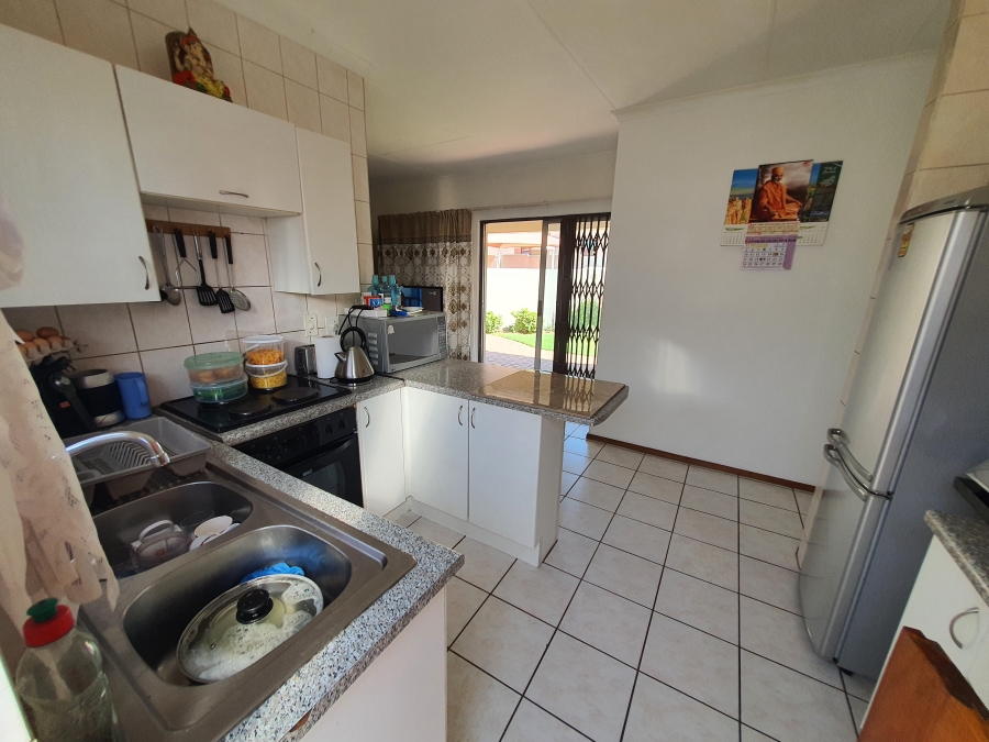 To Let 2 Bedroom Property for Rent in Meyersdal Gauteng