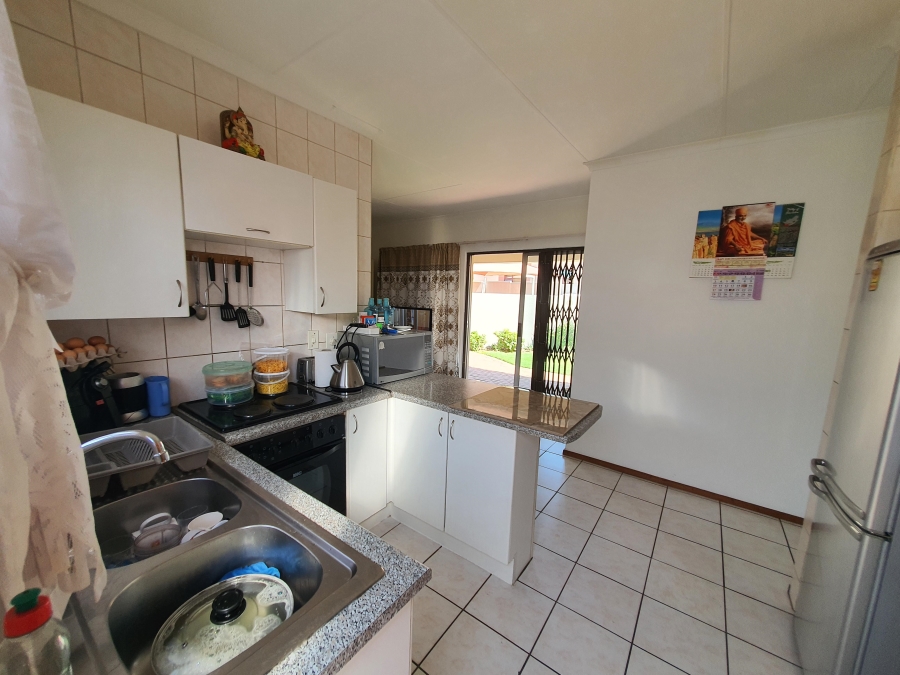 To Let 2 Bedroom Property for Rent in Meyersdal Gauteng