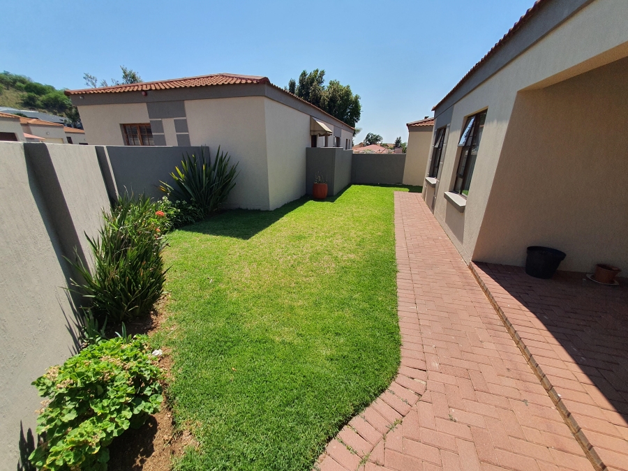 To Let 2 Bedroom Property for Rent in Meyersdal Gauteng