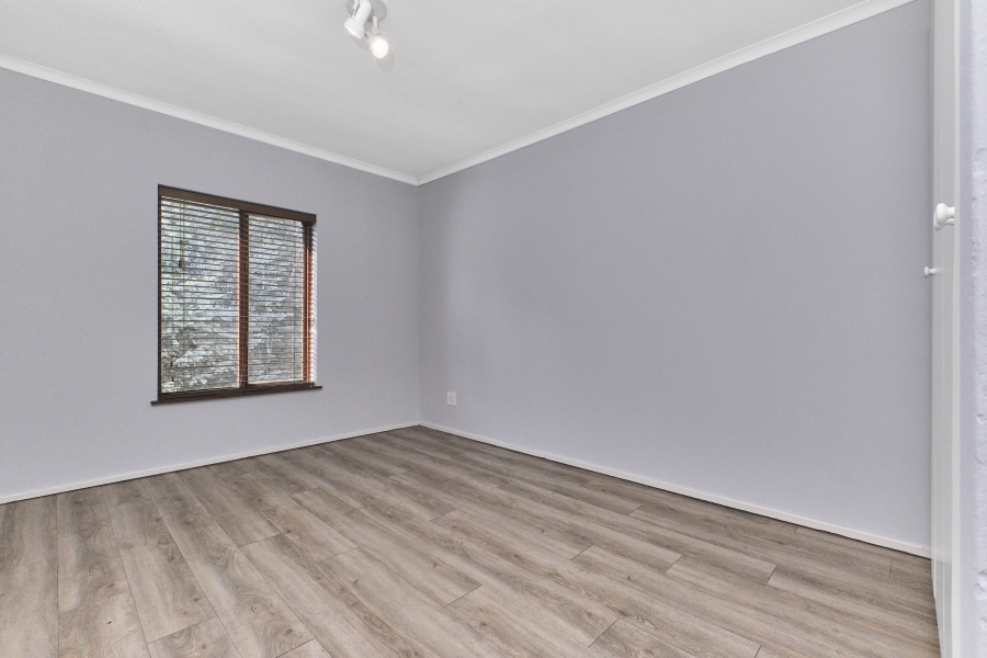 2 Bedroom Property for Sale in Dunkeld West Gauteng
