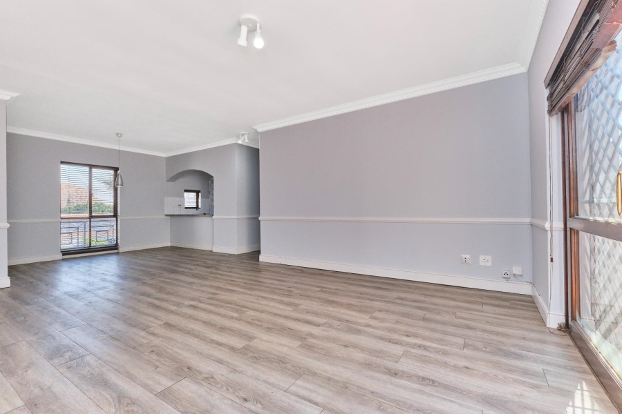 2 Bedroom Property for Sale in Dunkeld West Gauteng