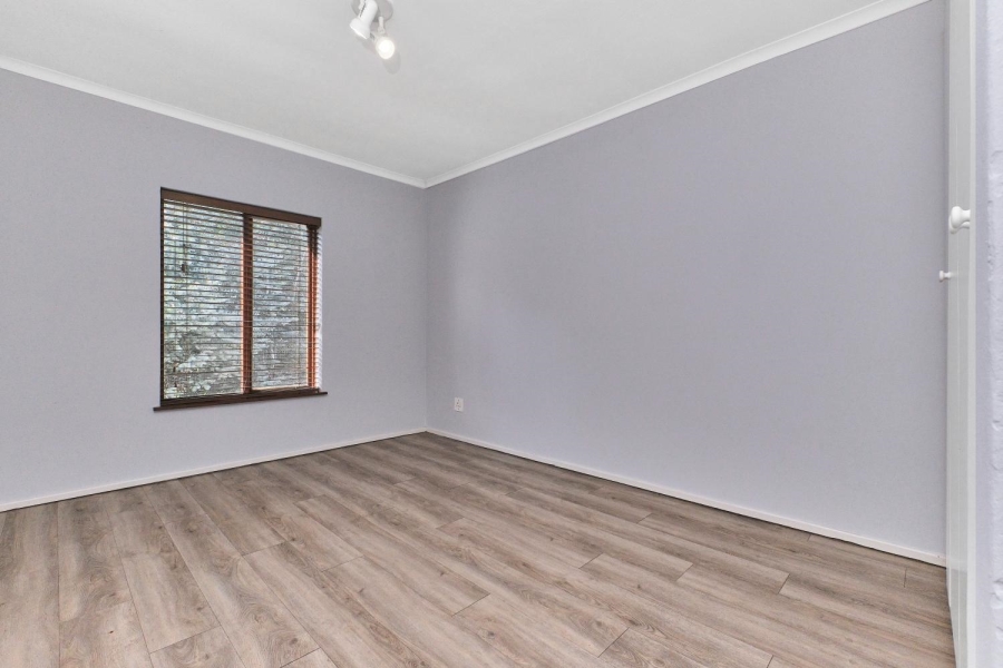 2 Bedroom Property for Sale in Dunkeld West Gauteng