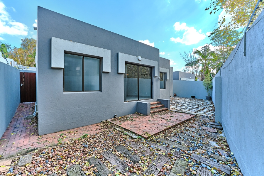 To Let 3 Bedroom Property for Rent in River Club Gauteng