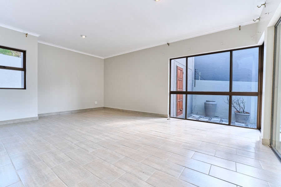 To Let 3 Bedroom Property for Rent in River Club Gauteng