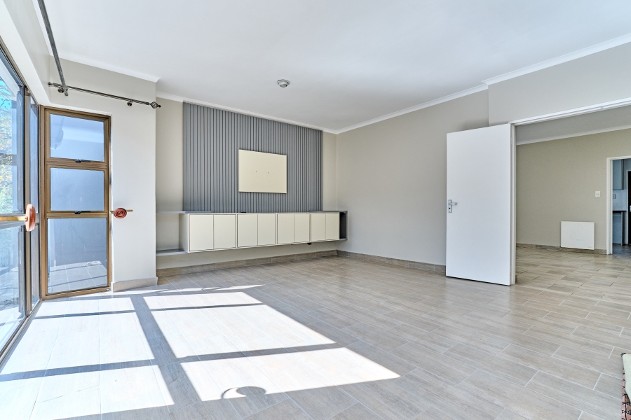 To Let 3 Bedroom Property for Rent in River Club Gauteng