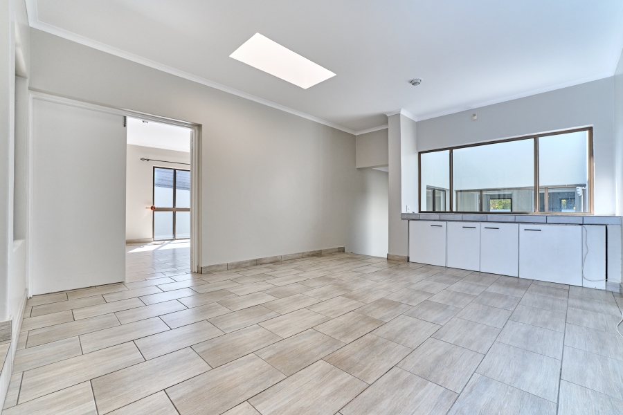 To Let 3 Bedroom Property for Rent in River Club Gauteng