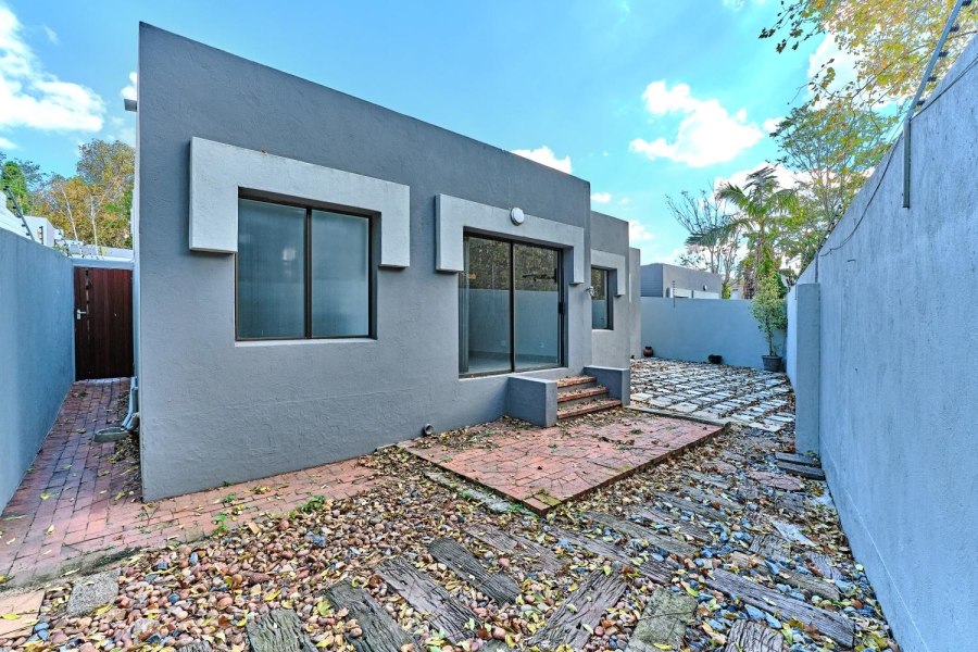 To Let 3 Bedroom Property for Rent in River Club Gauteng