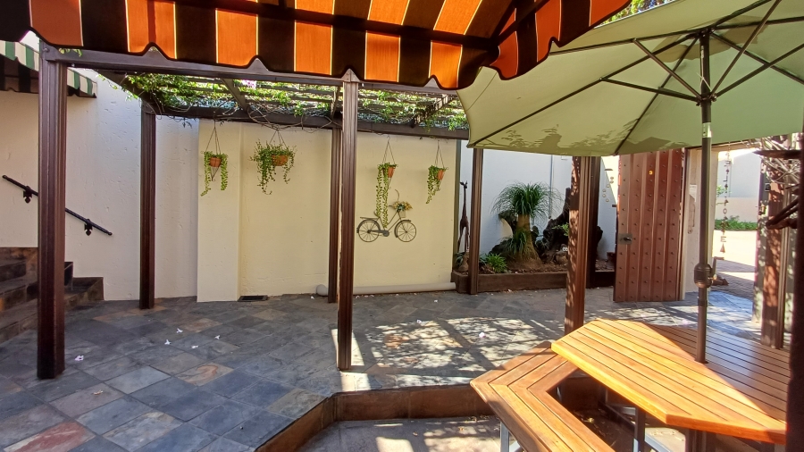 To Let 1 Bedroom Property for Rent in Sunninghill Gauteng