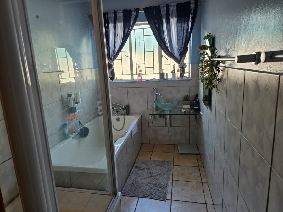 4 Bedroom Property for Sale in Wonderboom South Gauteng