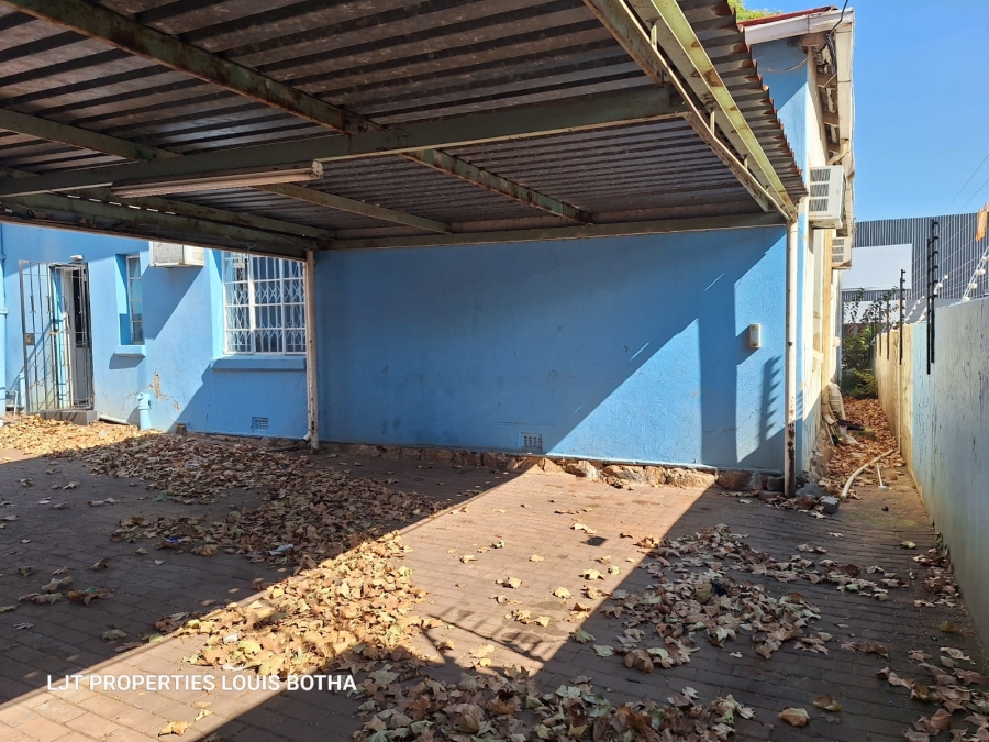 To Let 4 Bedroom Property for Rent in Orange Grove Gauteng