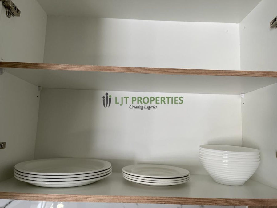 To Let 1 Bedroom Property for Rent in Waterfall Gauteng