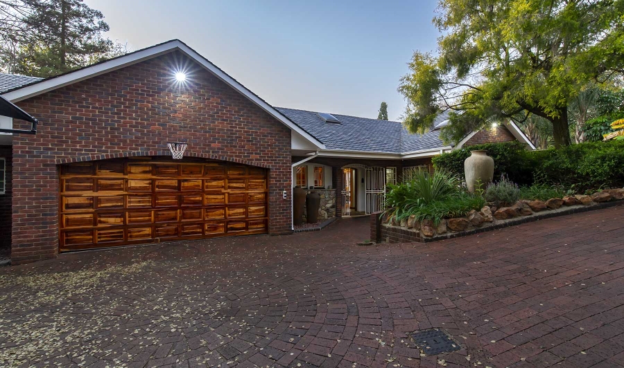 4 Bedroom Property for Sale in Bedfordview Gauteng