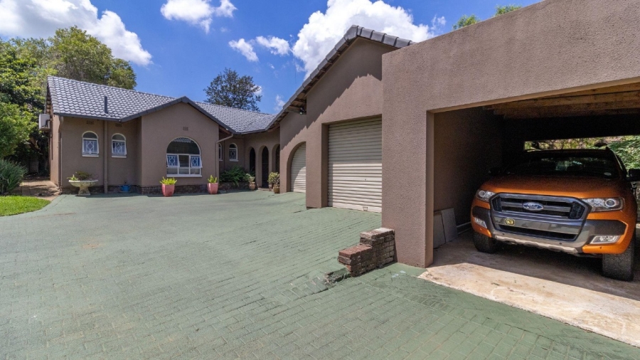 4 Bedroom Property for Sale in Brackenhurst Gauteng