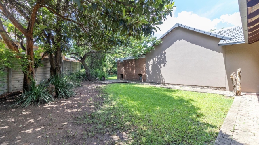 4 Bedroom Property for Sale in Brackenhurst Gauteng