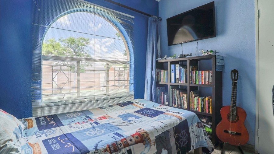 4 Bedroom Property for Sale in Brackenhurst Gauteng