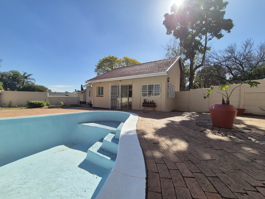 3 Bedroom Property for Sale in Harmelia Gauteng