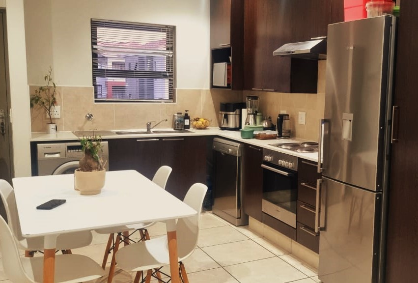 2 Bedroom Property for Sale in Barbeque Downs Gauteng