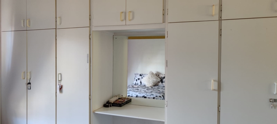 4 Bedroom Property for Sale in Eike Park Gauteng