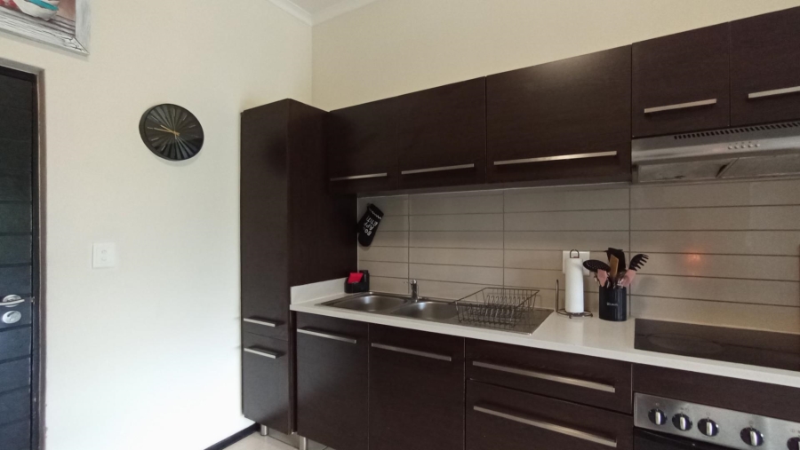 2 Bedroom Property for Sale in Greenstone Hill Gauteng