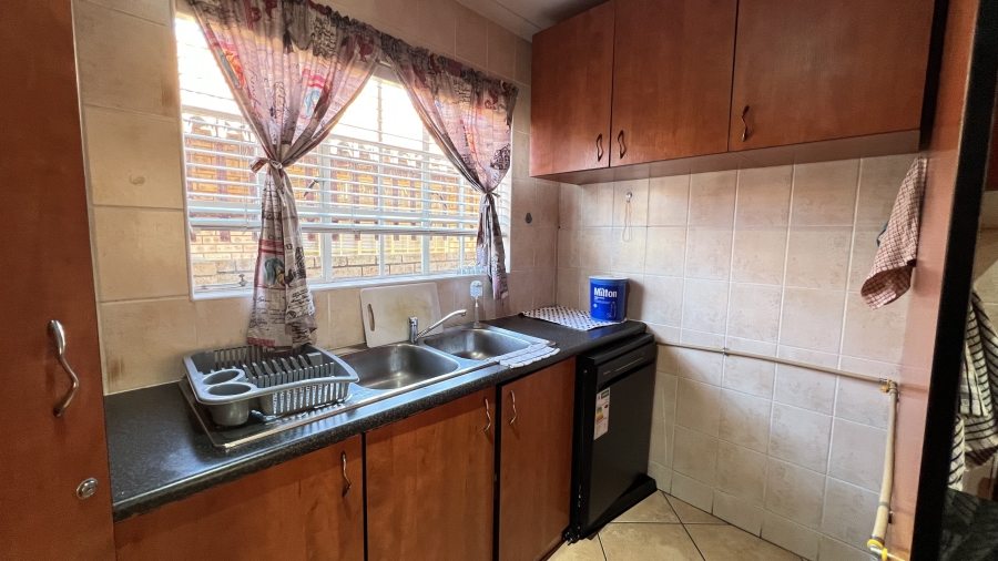 3 Bedroom Property for Sale in Eike Park Gauteng