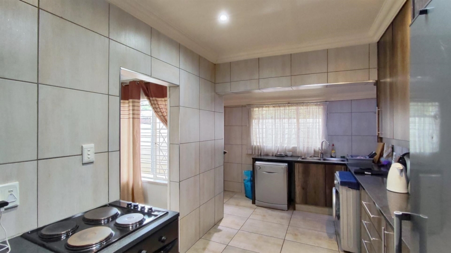 4 Bedroom Property for Sale in Highway Gardens Gauteng