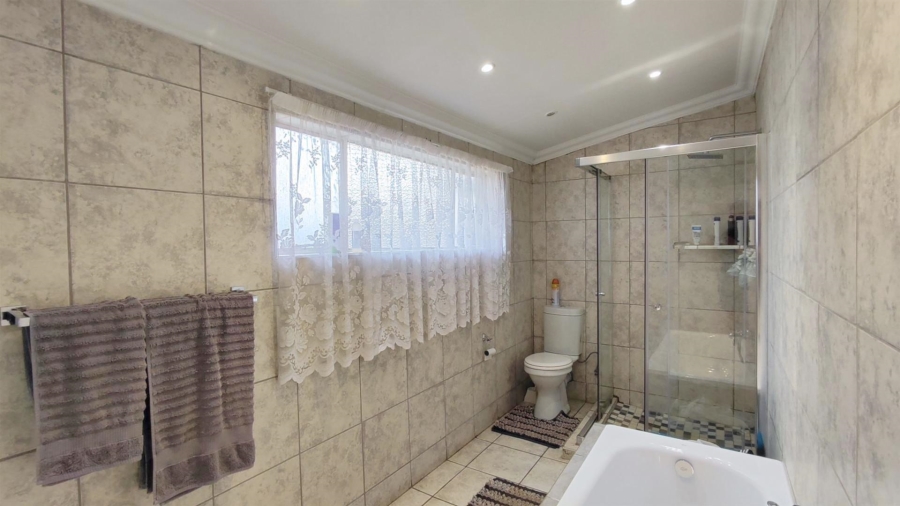 4 Bedroom Property for Sale in Highway Gardens Gauteng