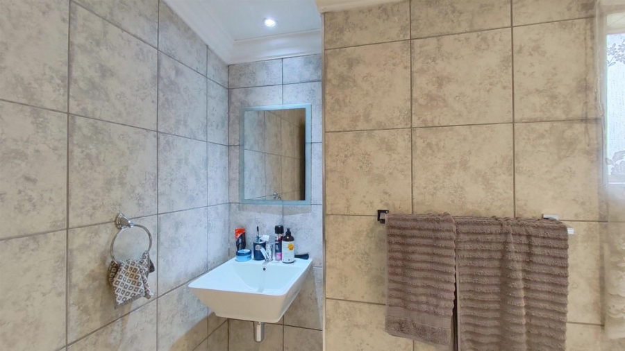 4 Bedroom Property for Sale in Highway Gardens Gauteng