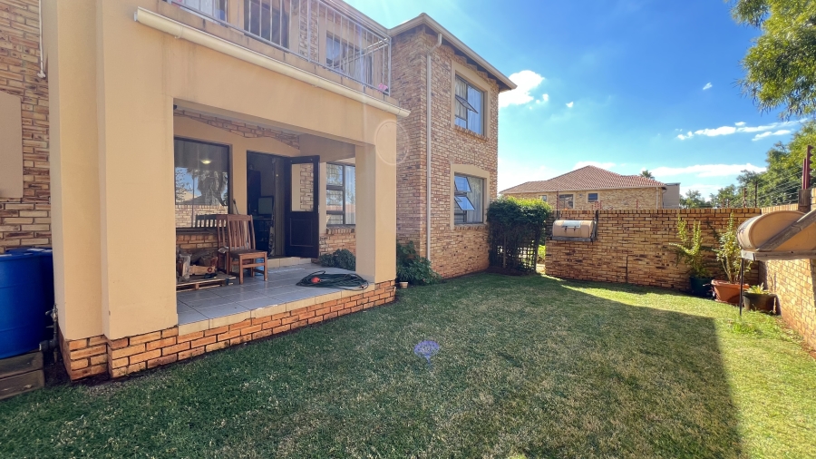 2 Bedroom Property for Sale in Randpoort Gauteng