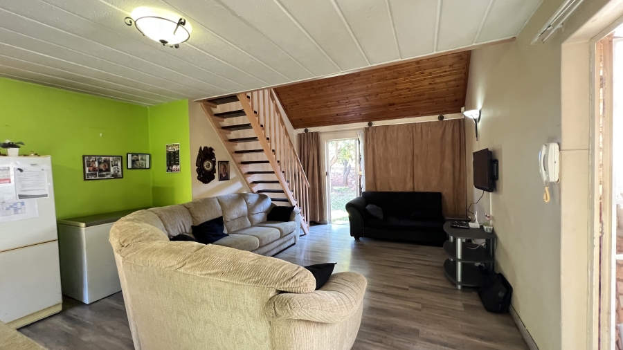 3 Bedroom Property for Sale in Helikonpark Gauteng