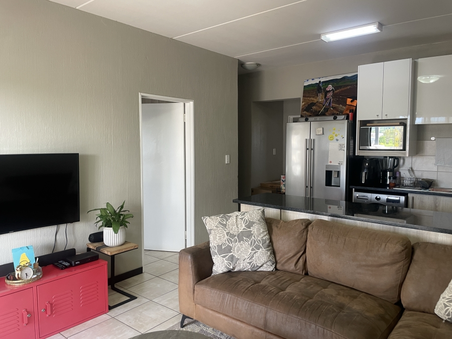 2 Bedroom Property for Sale in Barbeque Downs Gauteng