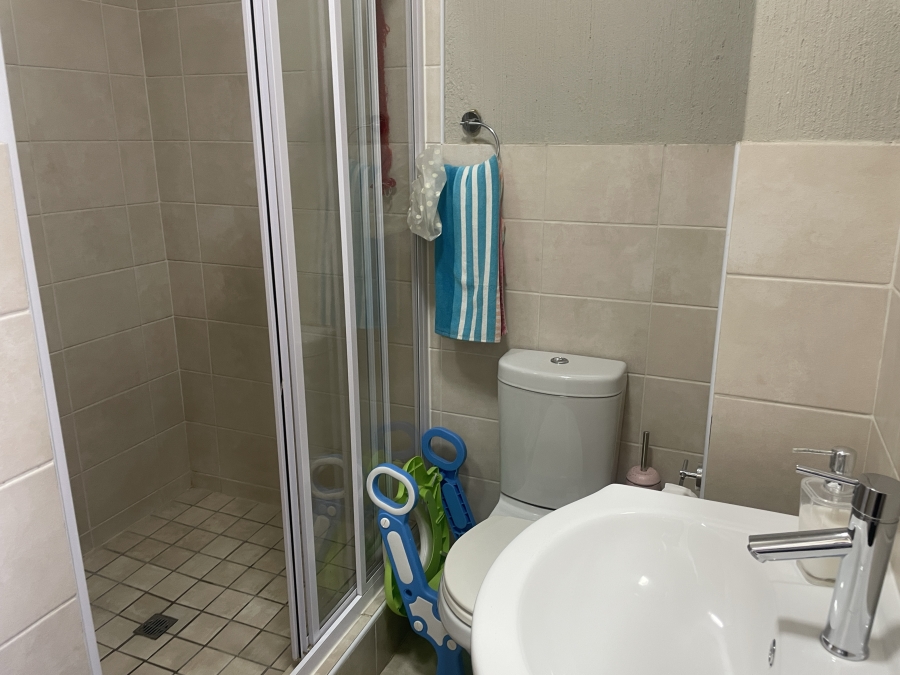 2 Bedroom Property for Sale in Barbeque Downs Gauteng